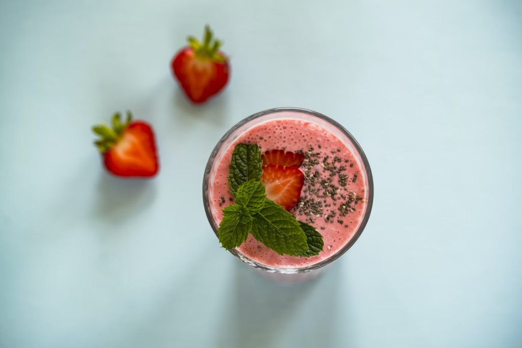 7 best pre-workout snacks that are delicious, healthy, and easy to make: 2022 the lazy gal sejal ghanate smoothie fruits strawberry